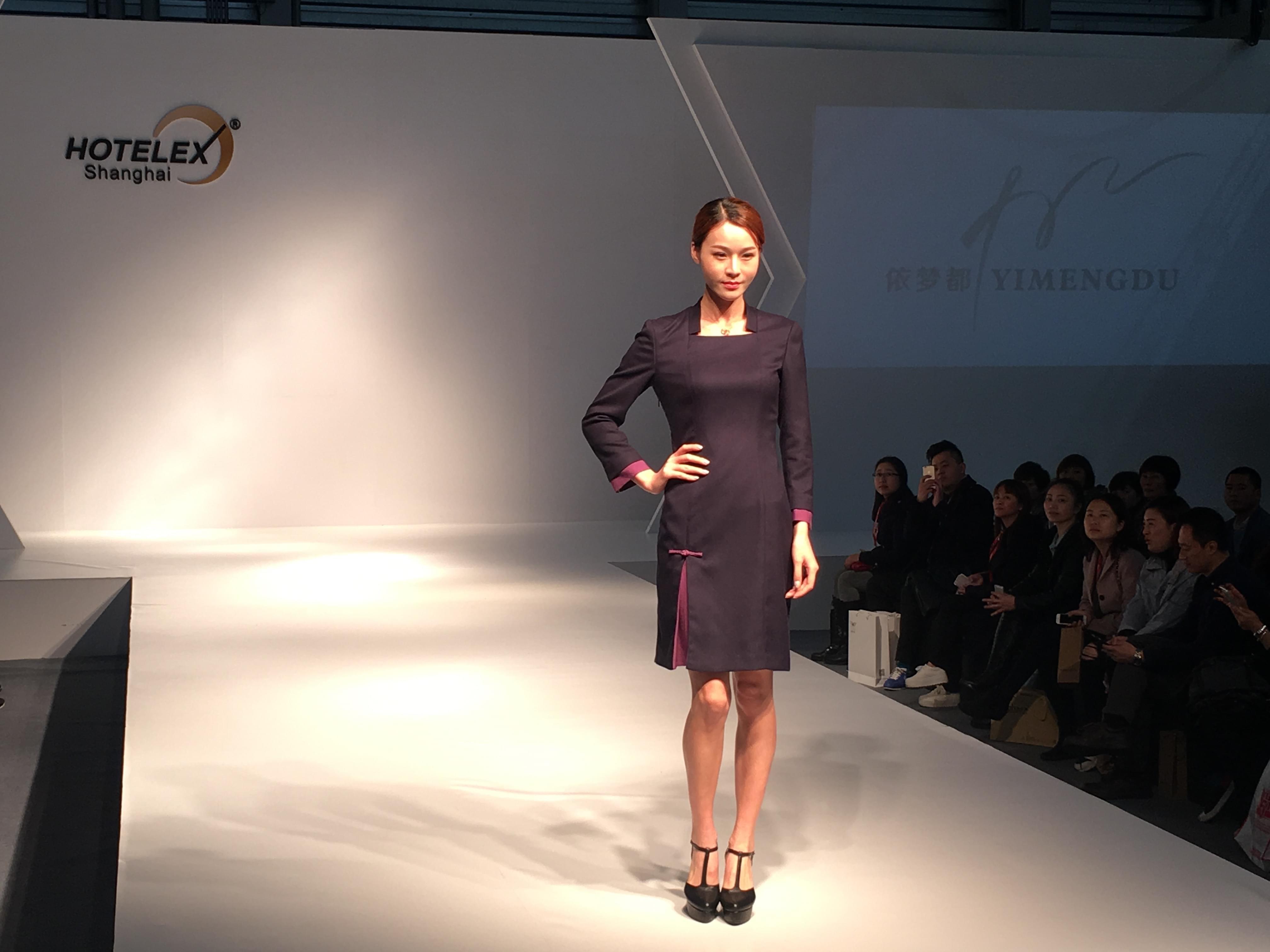 西餐廳服裝知道該用什么面料嗎？